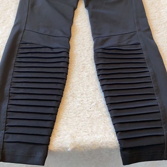 American Eagle everything leggings size medium - Picture 6 of 11